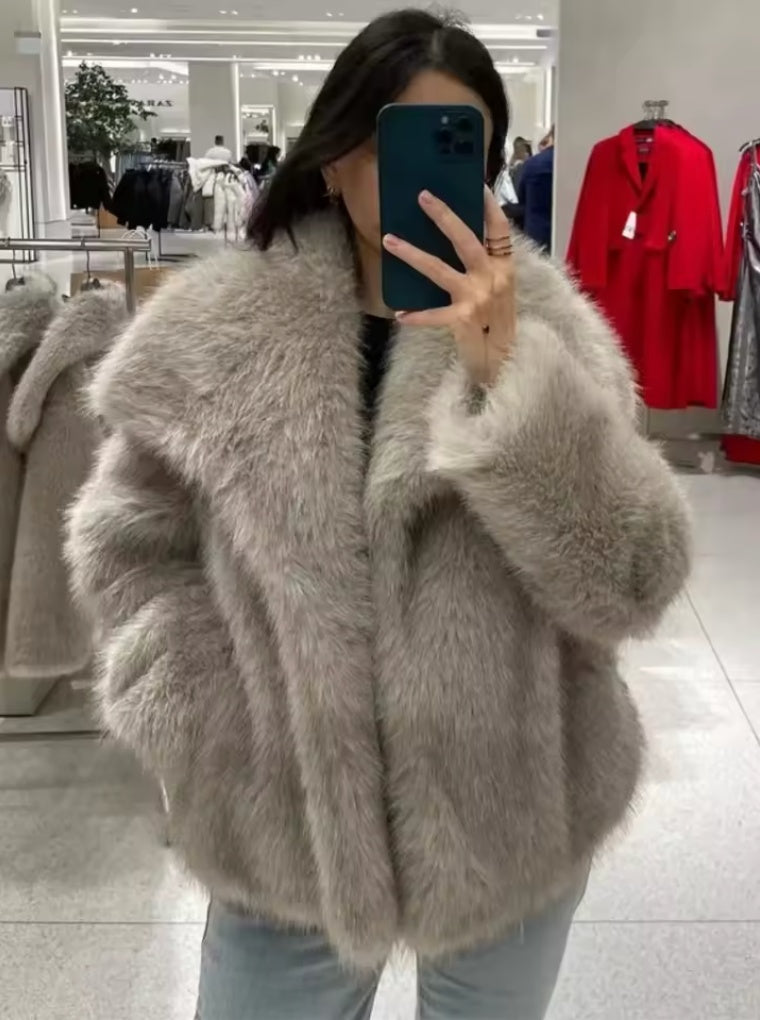 Womens Chic Collared Winter Fur Coat